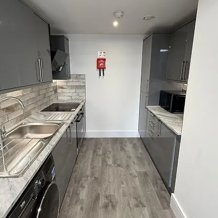 The Ashcroft Apartments Free Parking Eccles  Room photo