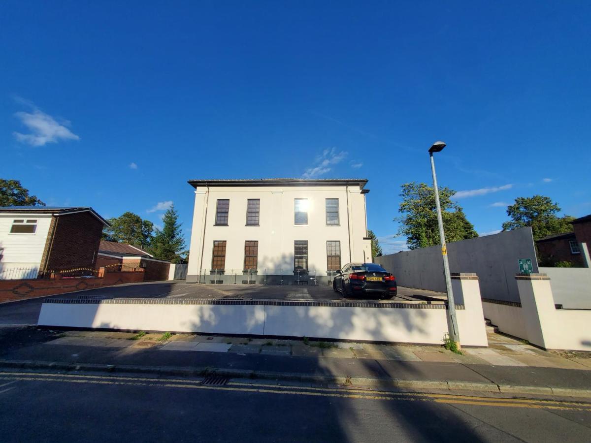 The Ashcroft Free Parking Apart-hotel